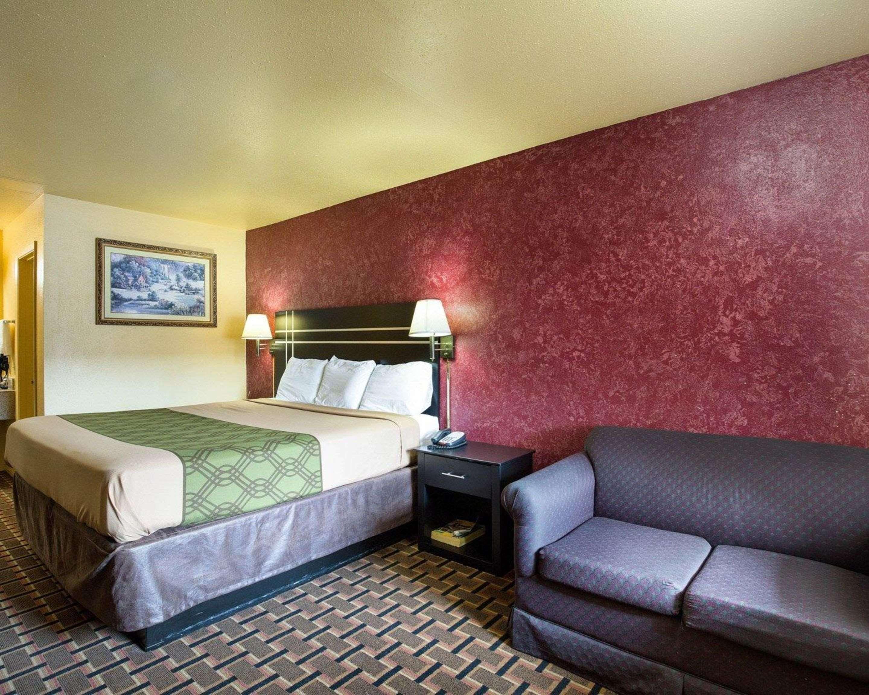 Econo Lodge Houston Brookhollow Exteriör bild