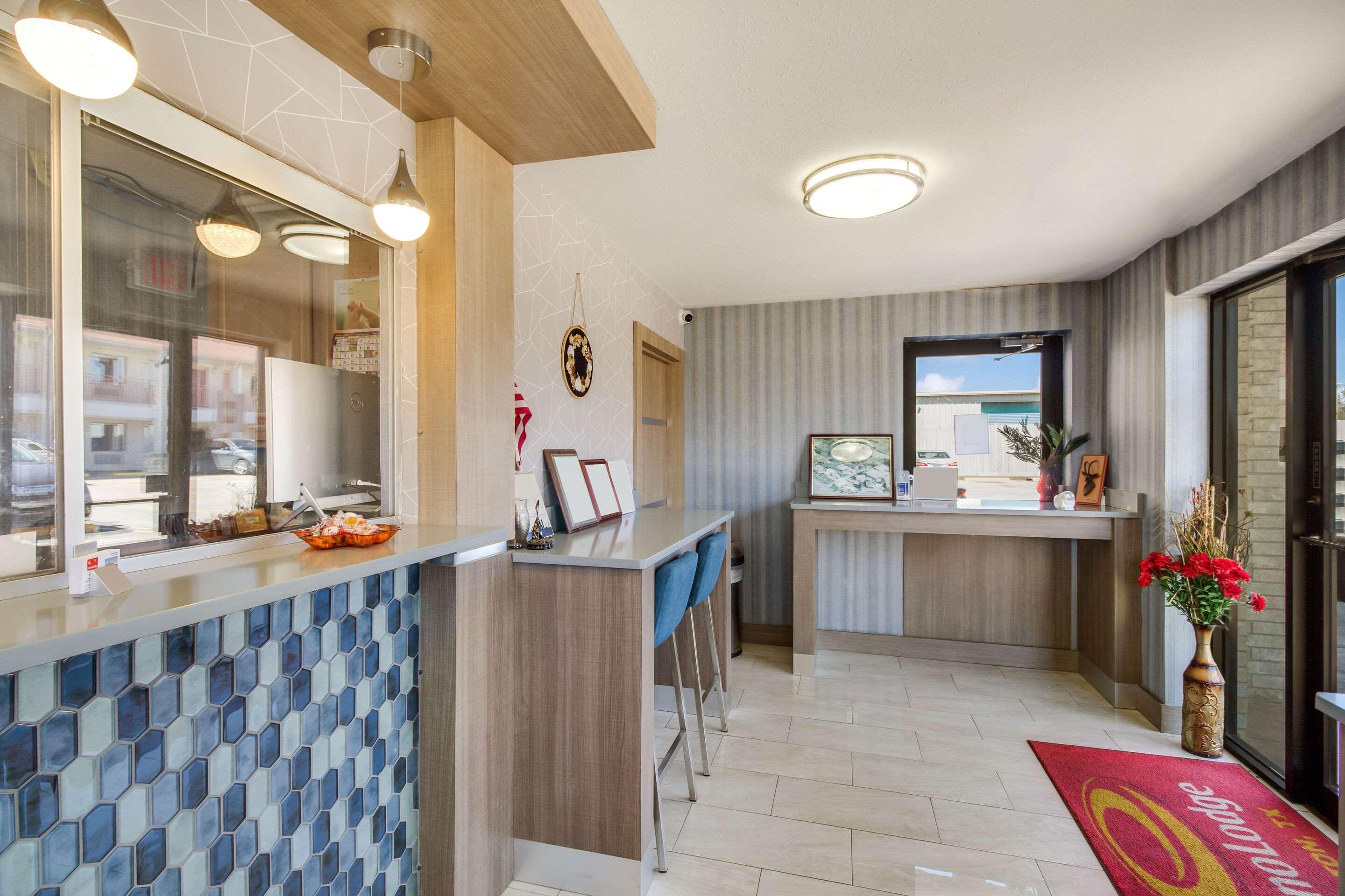 Econo Lodge Houston Brookhollow Exteriör bild