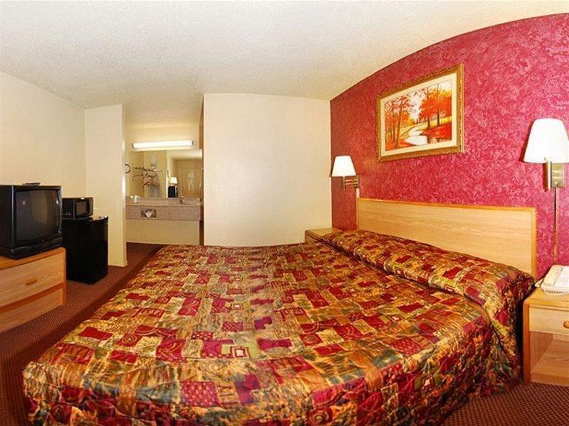 Econo Lodge Houston Brookhollow Exteriör bild
