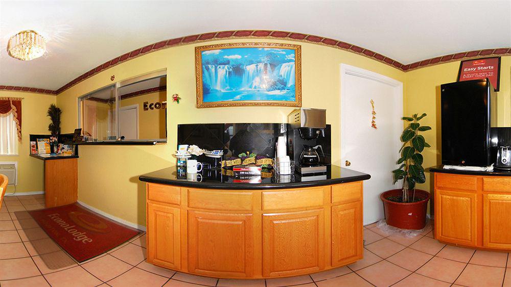 Econo Lodge Houston Brookhollow Exteriör bild